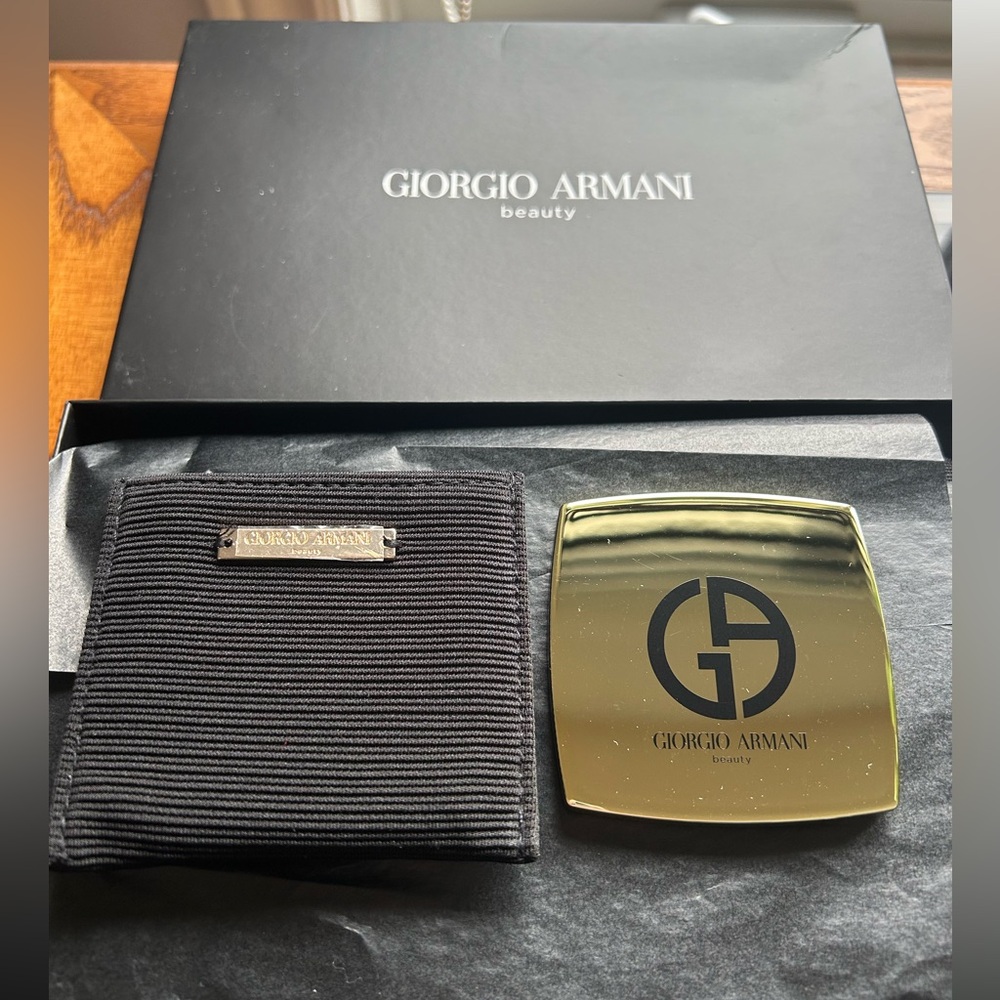 New Giorgio Armani Beauty Limited Edition Gold Square Mirror